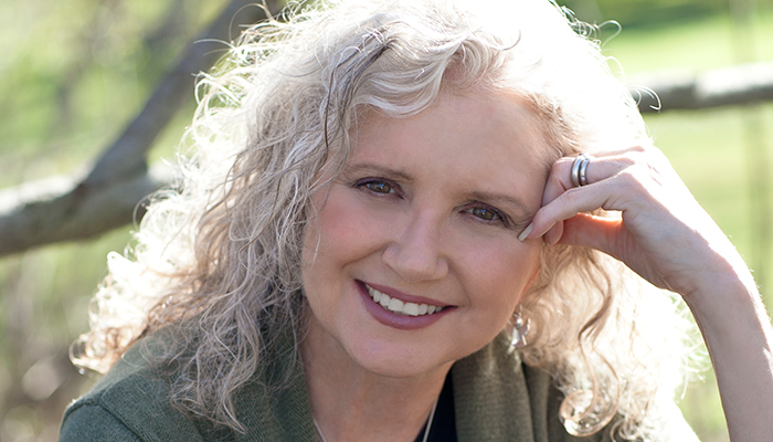 Author Peggy Hesketh speaks – Newport Beach Library