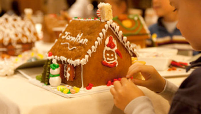 Children’s Gingerbread House Decorating