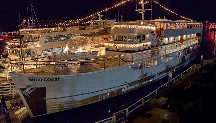 New Year’s Eve Cocktail Cruise or Dinner Cruise in Newport Beach