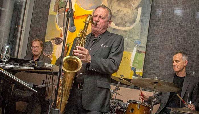 The Fresch Experience with Larry Fresch at 3-Thirty-3 Waterfront