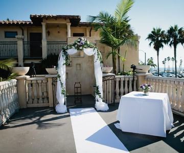 an arch for a wedding