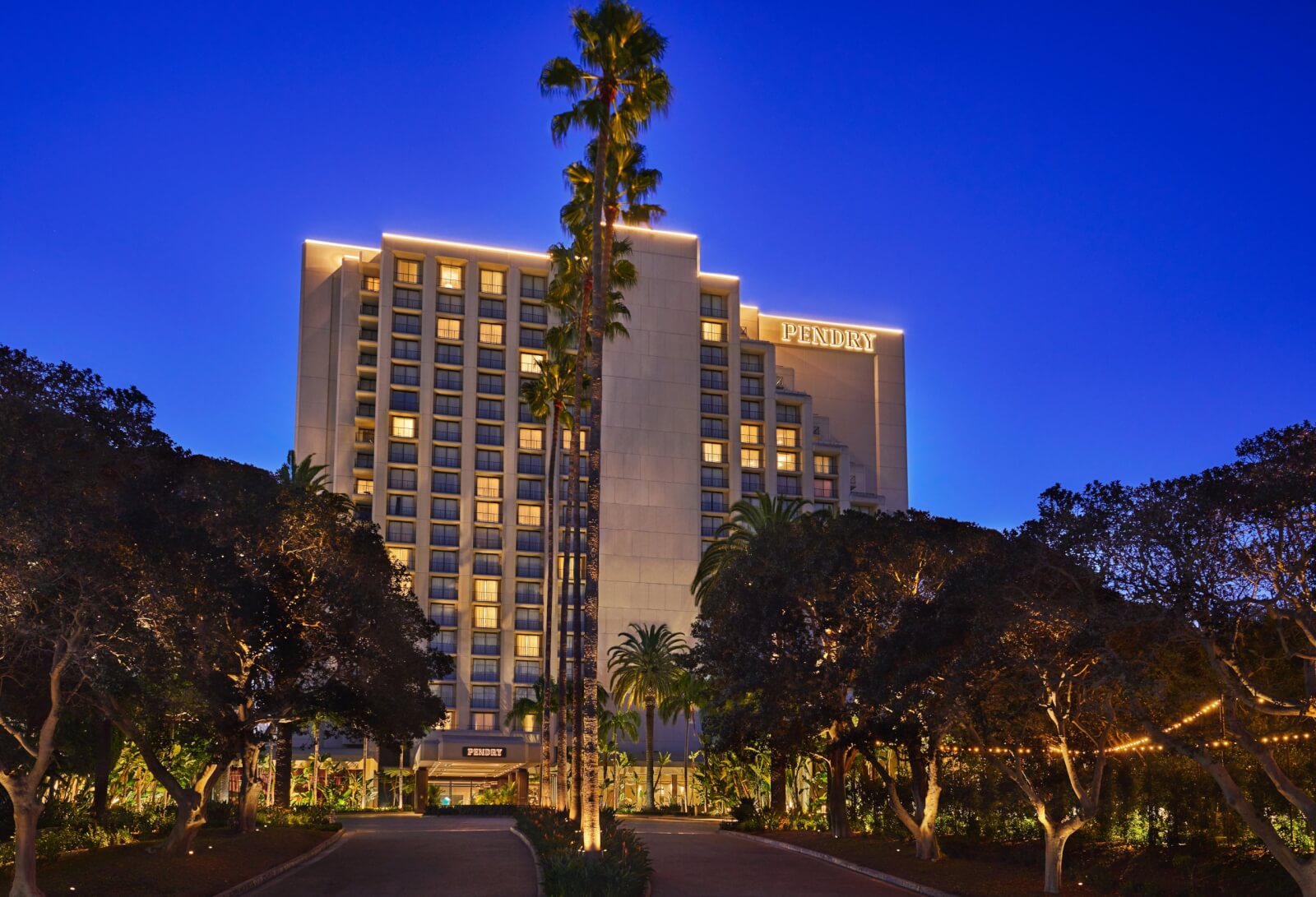 exterior pendtry hotel