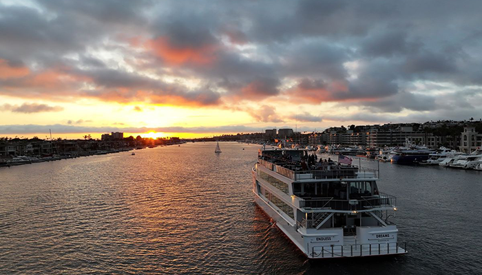 Celebrate Father’s Day With A Dinner Cruise In Newport Beach