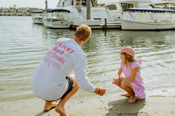 dad and daughter on beach