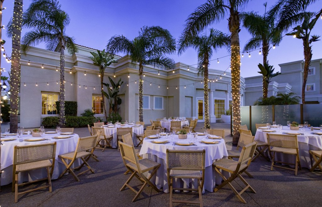 Balboa Bay Resort
