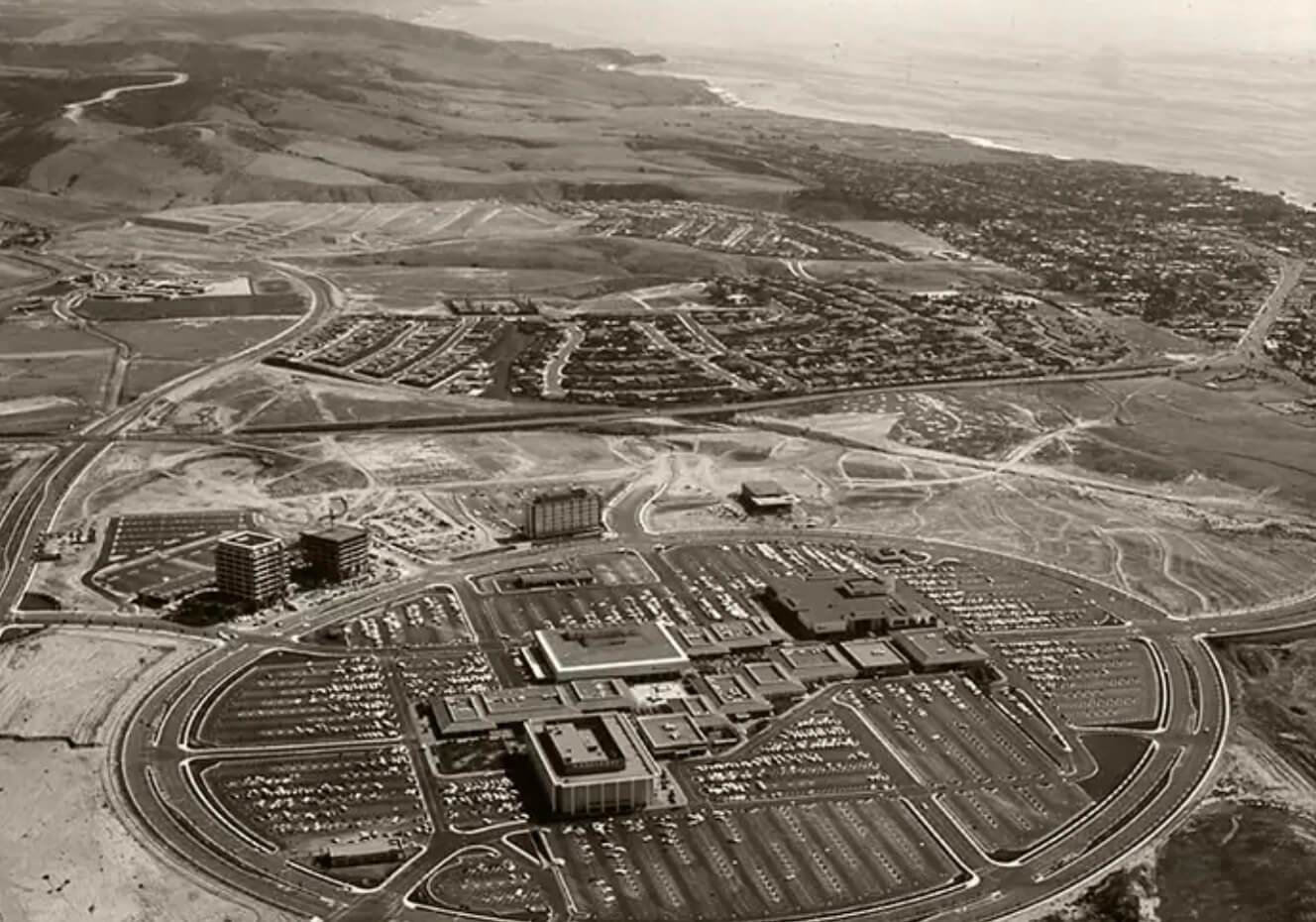 1967 - Fashion Island