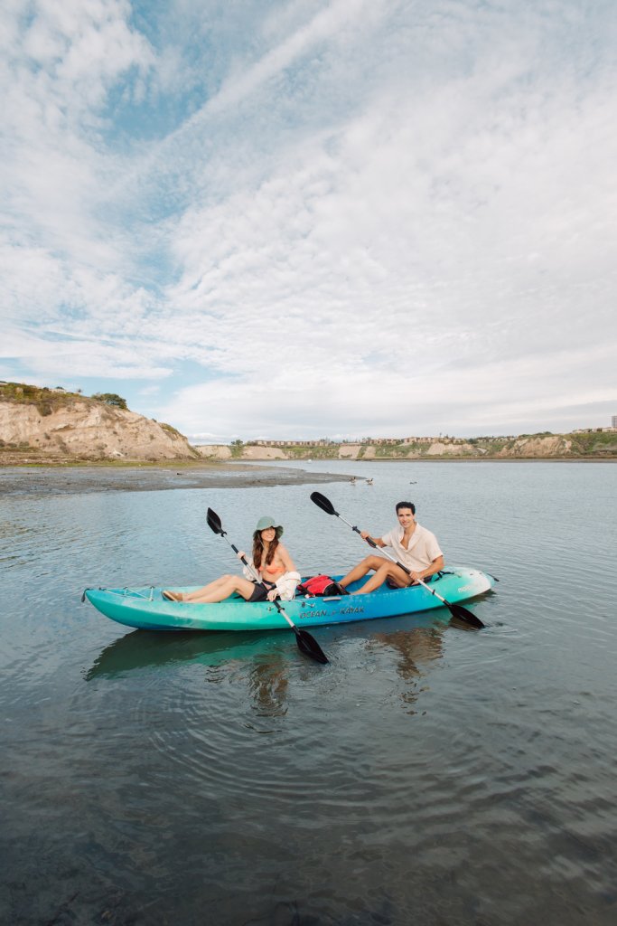 couple on kayak